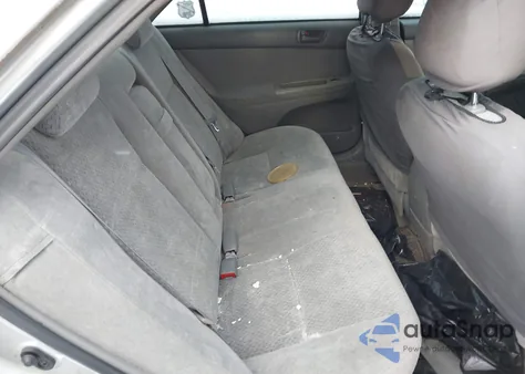 2004 Toyota Camry Le from USA, damaged, VIN 4T1BE32K74U927095